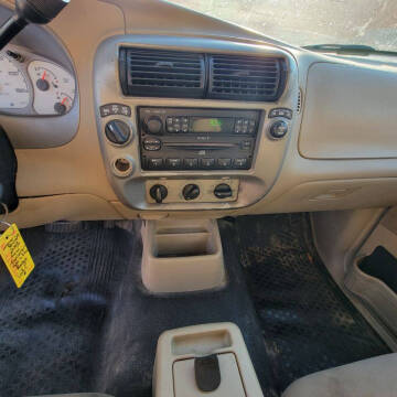 2003 Ford Explorer Sport Trac XLS