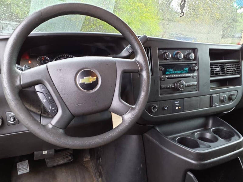 2017 Chevrolet Express 2500