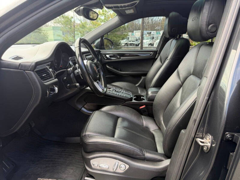 2017 Porsche Macan GTS