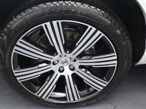 2023 Volvo XC90 B6 Ultimate Bright Theme 7P