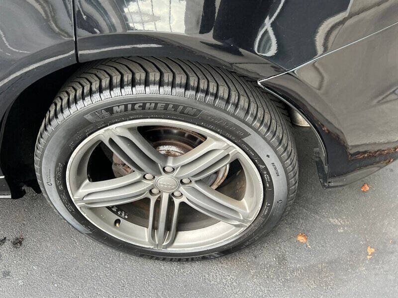 2012 Audi Q5 3.2 quattro Premium Plus