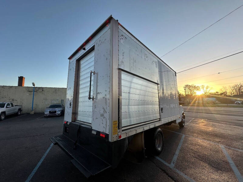 2016 Chevrolet Express 4500