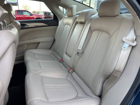 2017 Lincoln MKZ Premiere