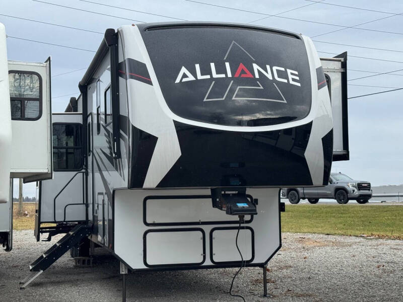 2022 Alliance RV Valor 42v13 for sale at Kentuckiana RV Wholesalers in Charlestown IN