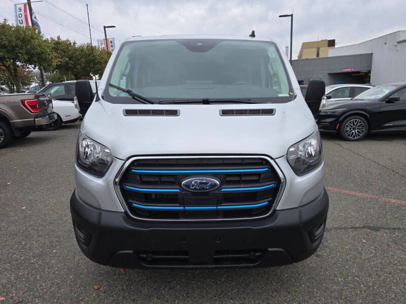 2023 Ford E-Transit