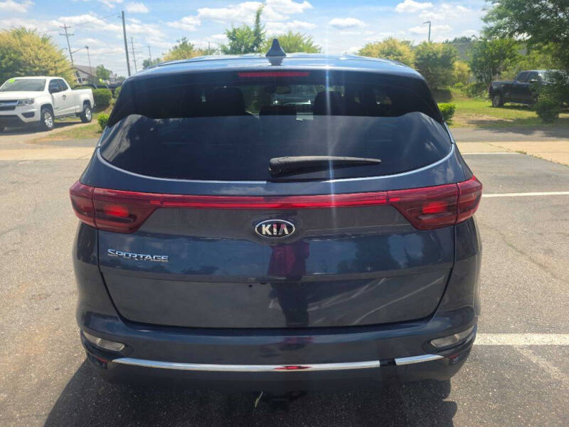 2022 Kia Sportage LX
