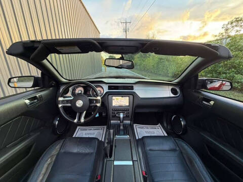 2012 Ford Mustang V6 Premium