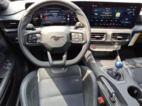 2025 Ford Mustang Dark Horse