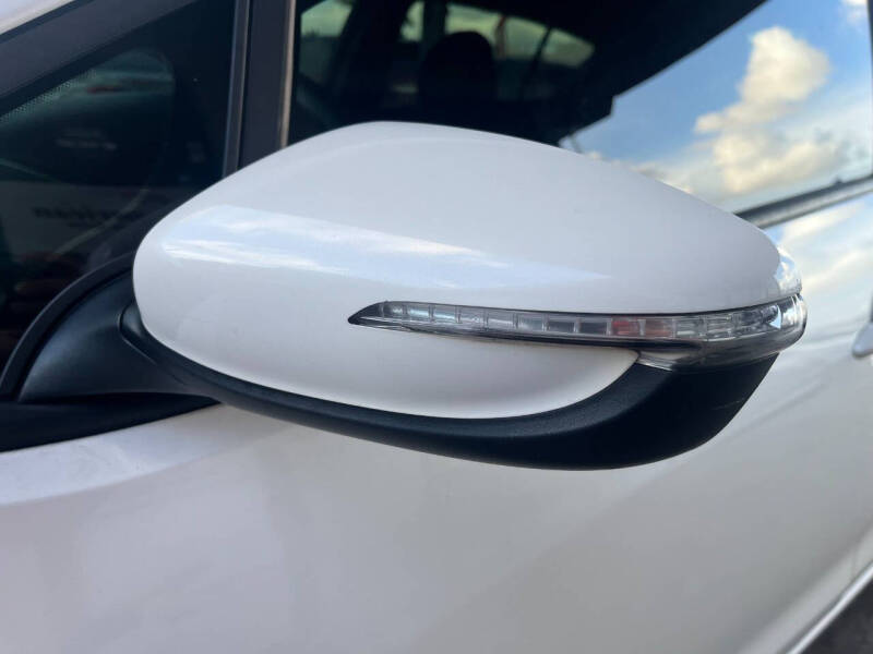 2016 Kia Forte5 LX