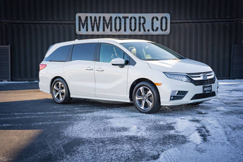 2018 Honda Odyssey Touring's photo