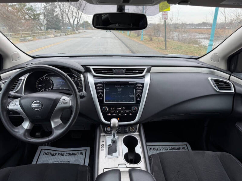 2017 Nissan Murano SV