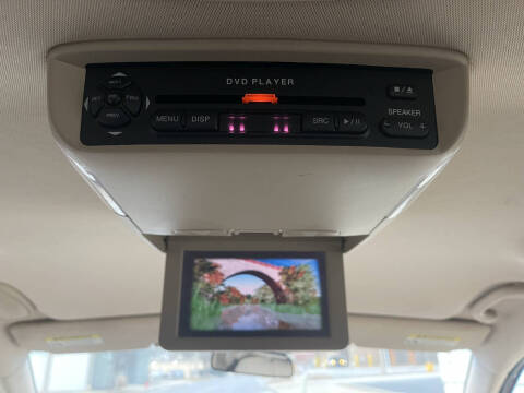 2008 Hyundai Entourage GLS