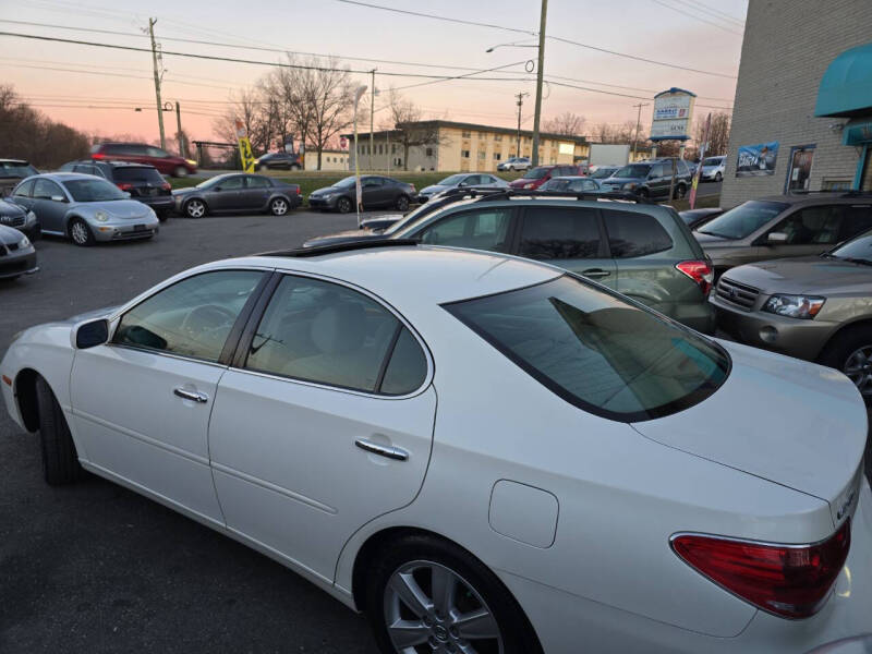 2005 Lexus ES 330 photo 9