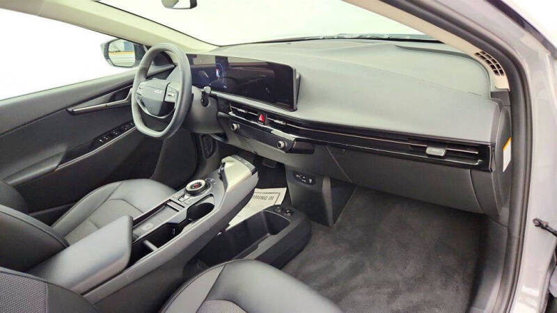 2025 Kia EV6 Light Long Range