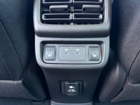 2026 Nissan LEAF Platinum+