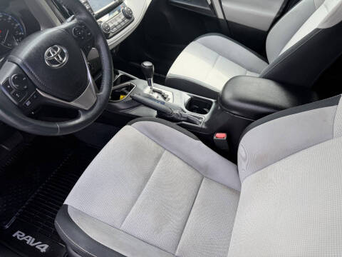 2017 Toyota RAV4 XLE