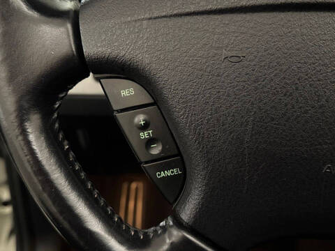 2003 Ford Thunderbird