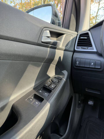 2016 Hyundai Tucson SE