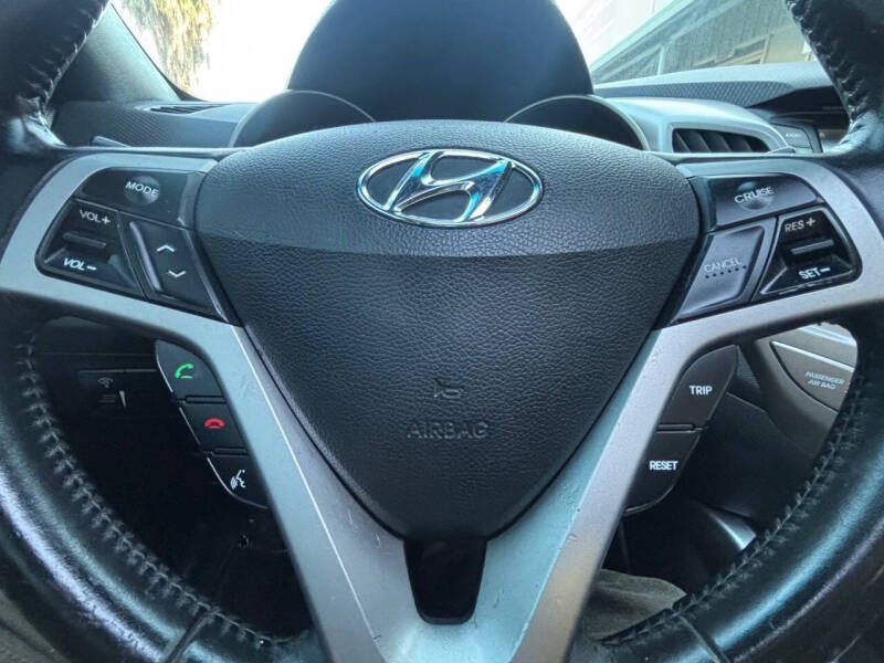 2017 Hyundai Veloster Value Edition