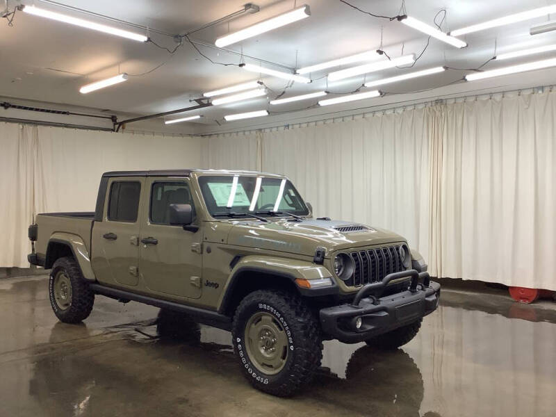 2026 Jeep Gladiator Sport