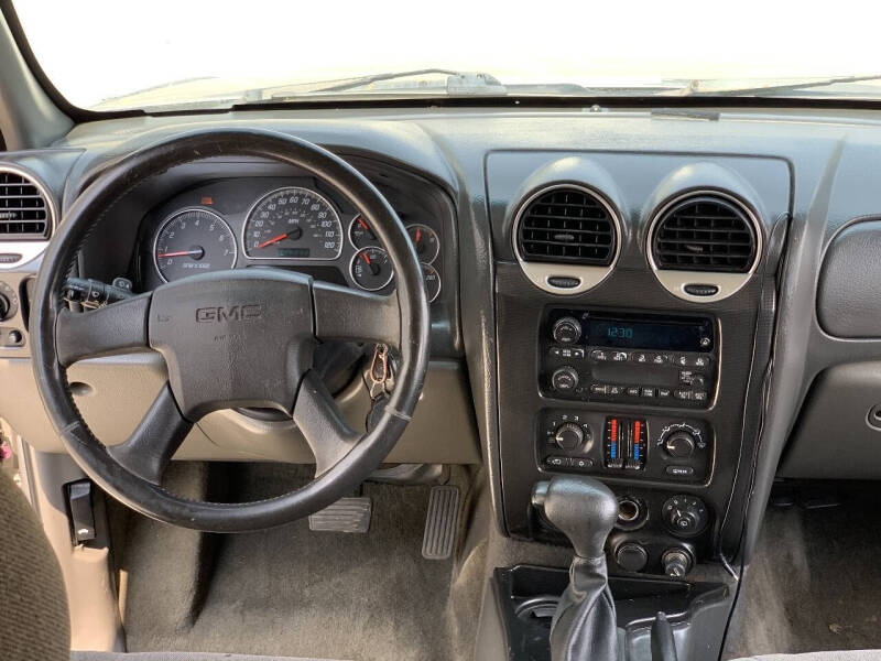 2004 GMC Envoy SLE