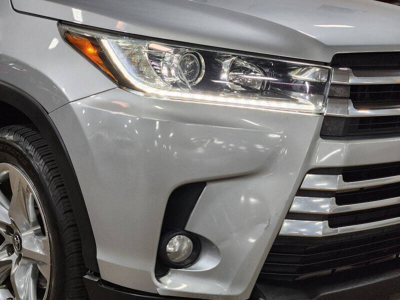 2017 Toyota Highlander Limited
