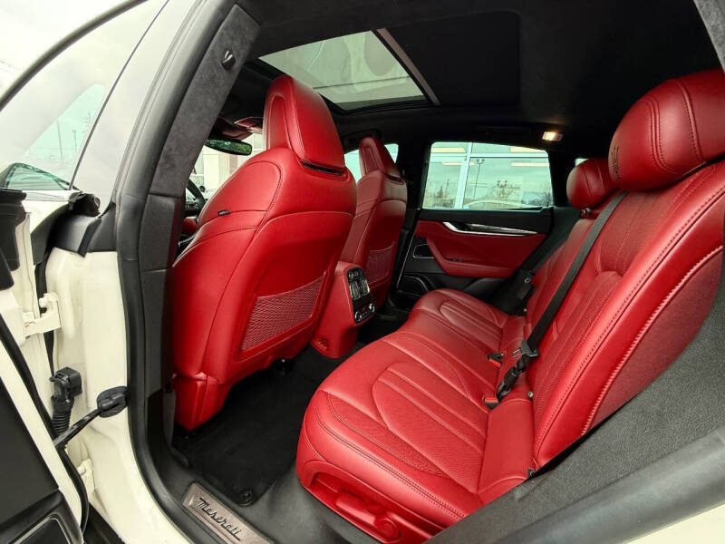 2017 Maserati Levante S