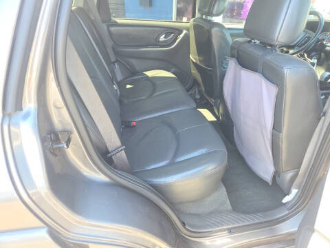 2006 Mazda Tribute s