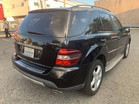 2008 Mercedes-Benz M-Class ML 350 Edition 10