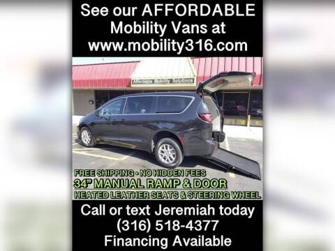 2023 Chrysler Pacifica for sale at Affordable Mobility Solutions, LLC - Mobility/Wheelchair Accessible Inventory-Wichita in Wichita KS