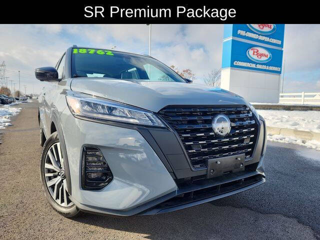2023 Nissan Kicks SR