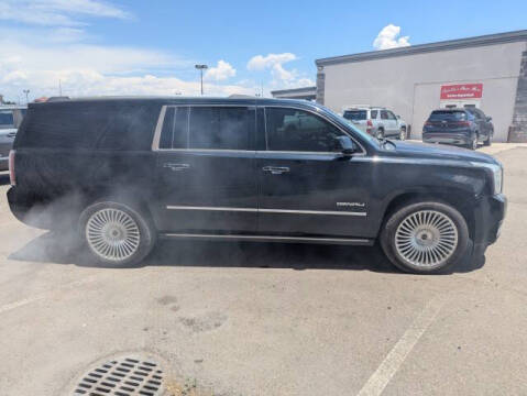 2017 GMC Yukon XL Denali
