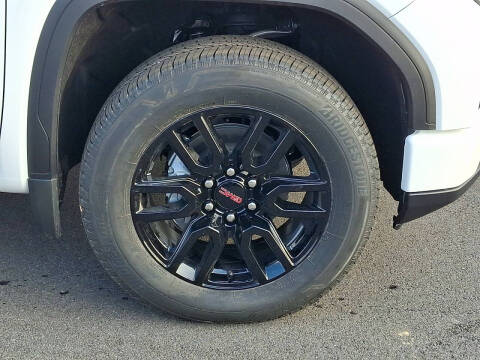 2026 GMC Sierra 1500 Elevation Standard