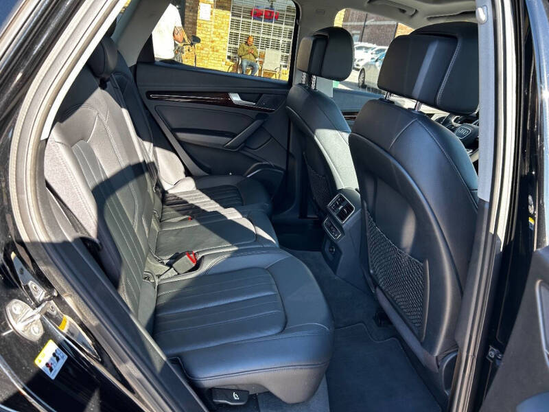 2018 Audi Q5 2.0T quattro Premium Plus