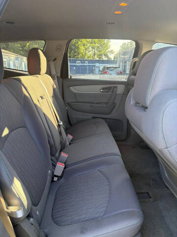 2013 Chevrolet Traverse LS