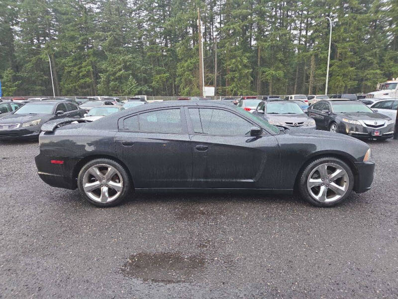 2012 Dodge Charger SXT's photo