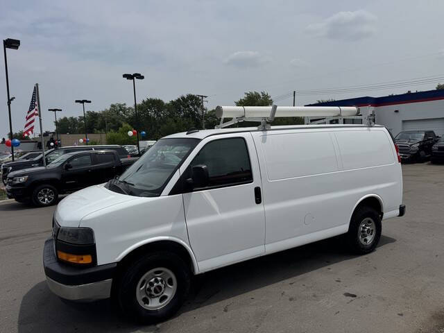 2020 GMC Savana 2500