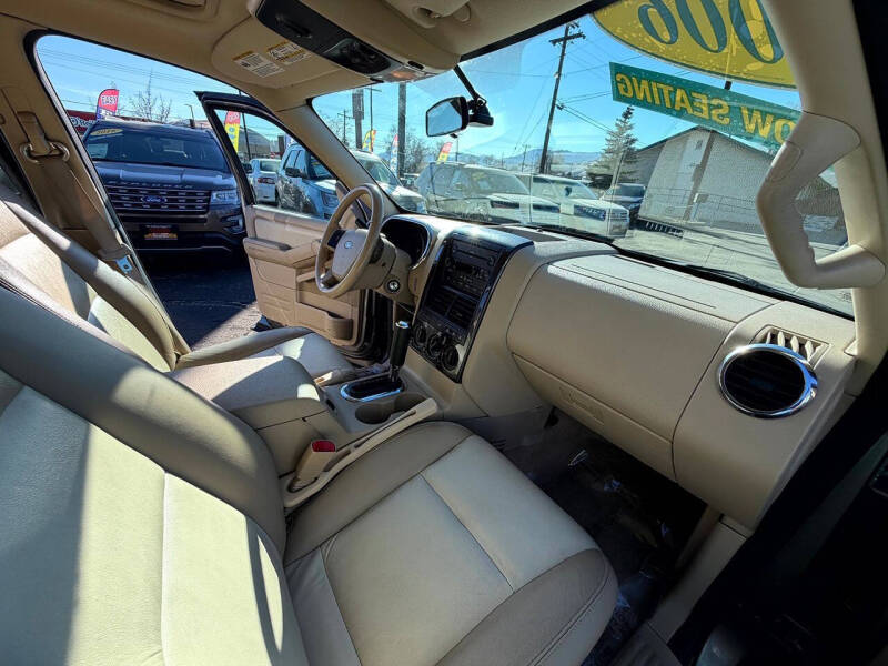 2006 Ford Explorer XLT