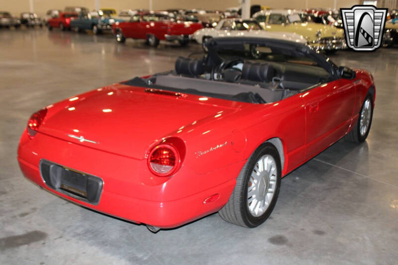 2002 Ford Thunderbird Deluxe