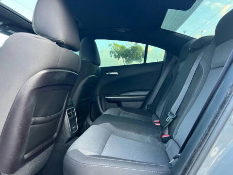 2019 Dodge Charger SXT