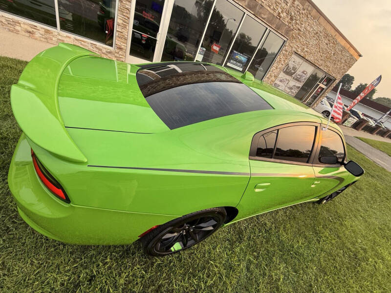 2017 Dodge Charger SXT
