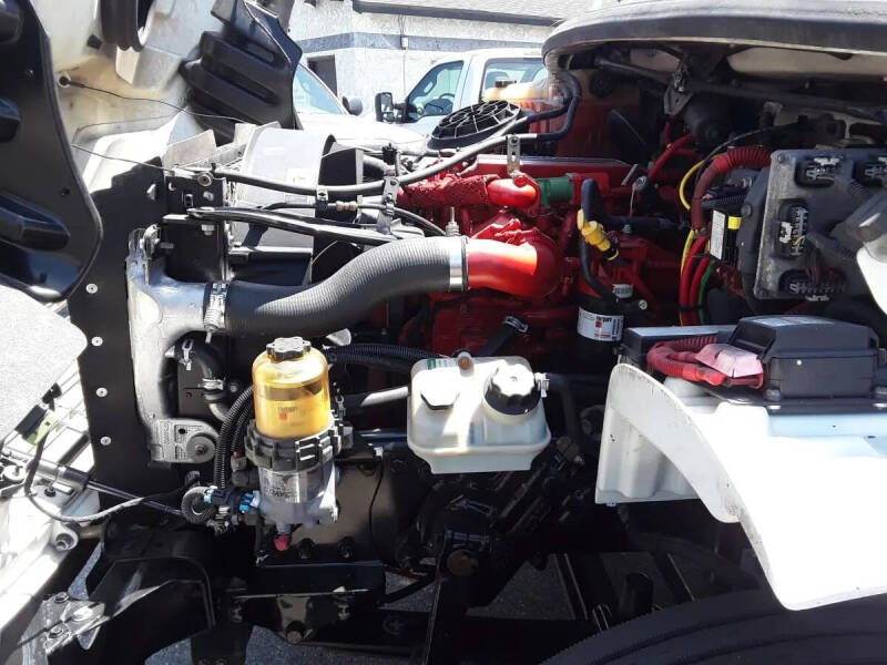 2016 Freightliner M2 106