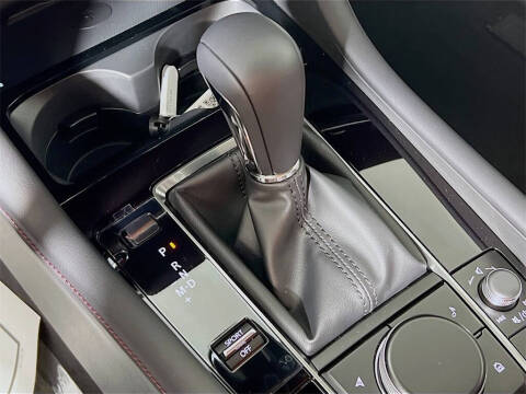 2025 Mazda Mazda3 Sedan 2.5 S Carbon Edition