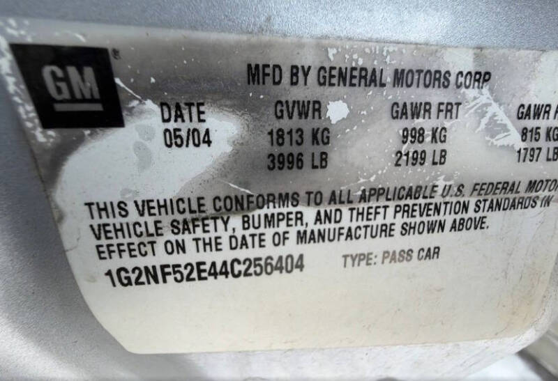 2004 Pontiac Grand Am SE1