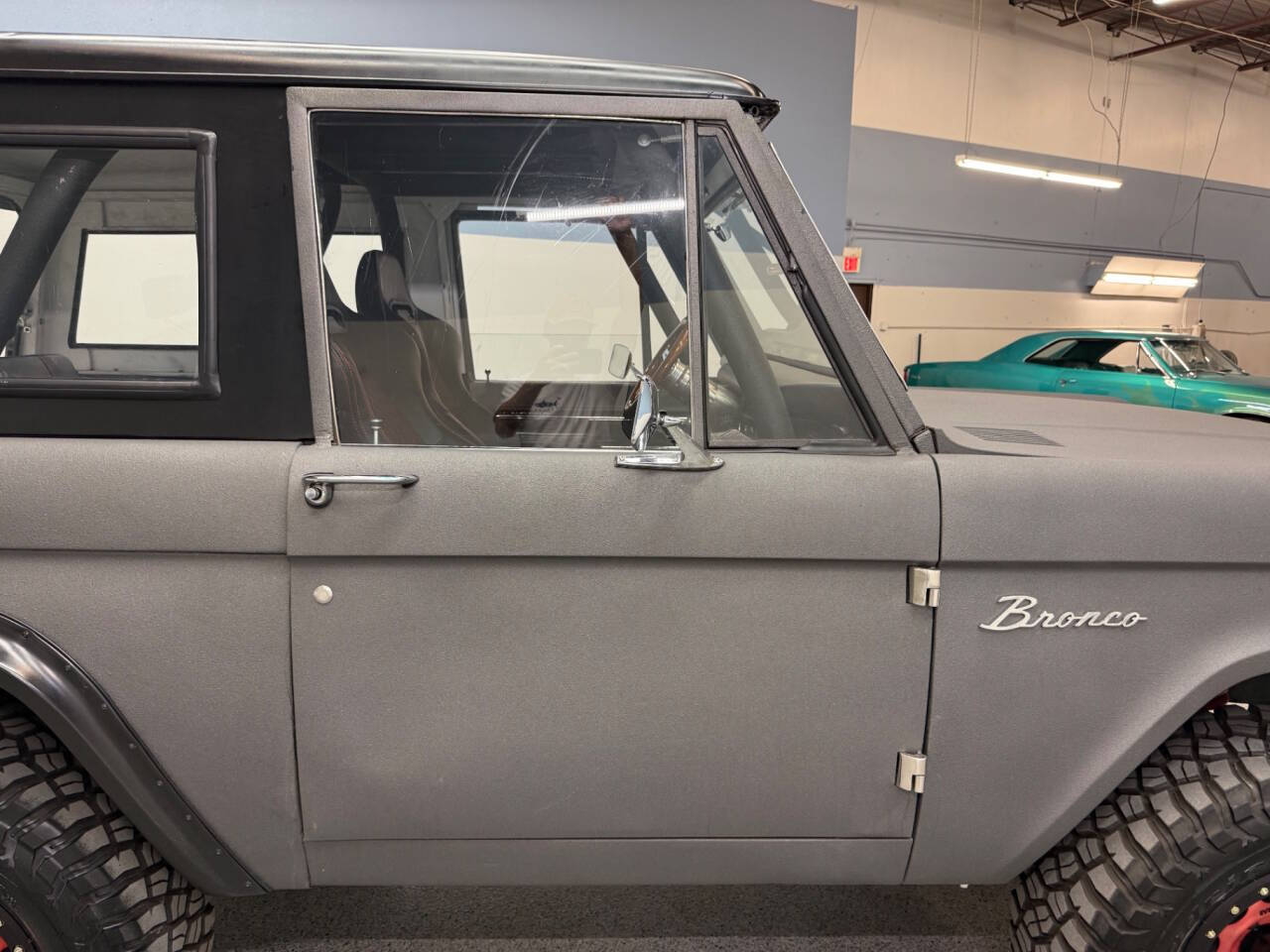 1970 Ford Bronco 19