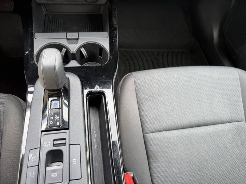 2024 Toyota Prius LE