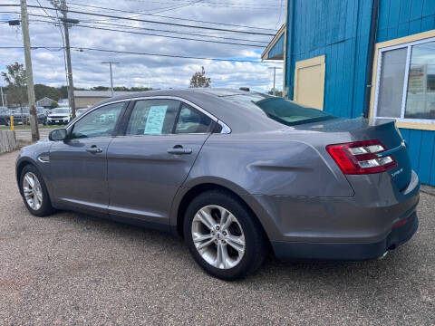 2013 Ford Taurus SEL