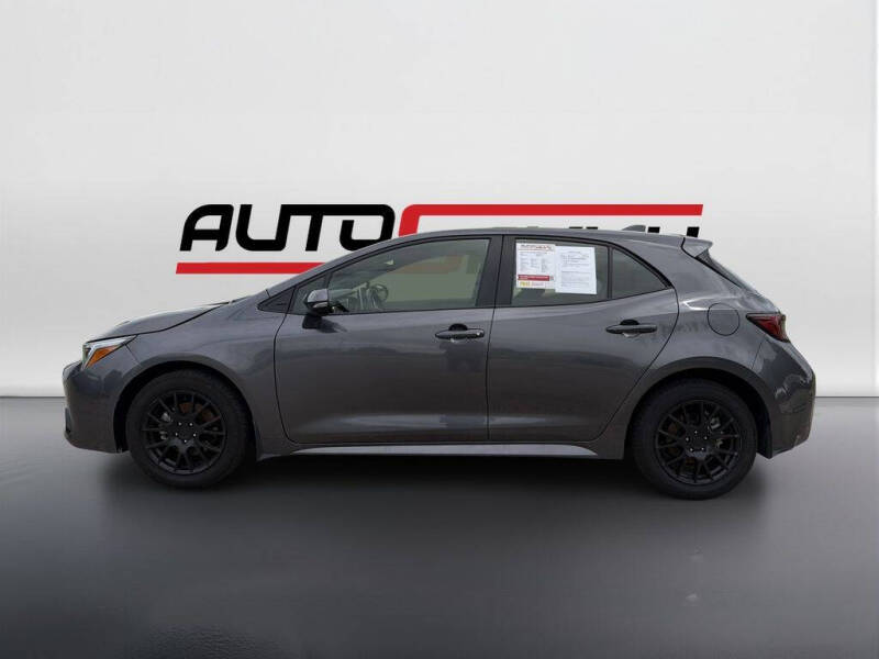 2025 Toyota Corolla Hatchback SE