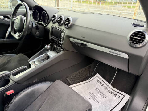 2010 Audi TTS 2.0T quattro Premium