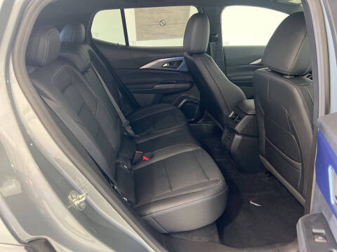 2026 Chevrolet Equinox EV LT 2
